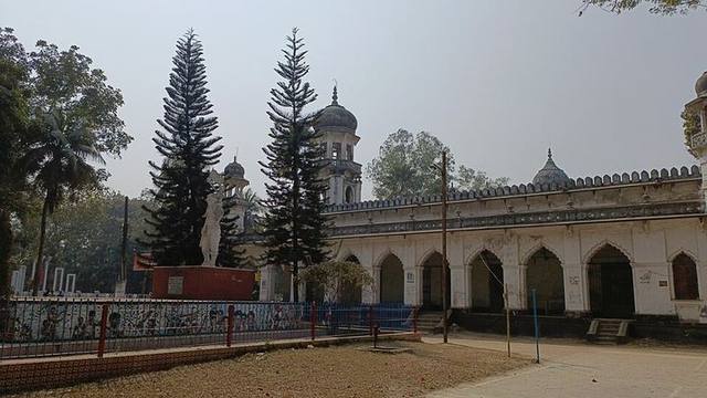 কারমাইকেল কলেজ — ছবি 1