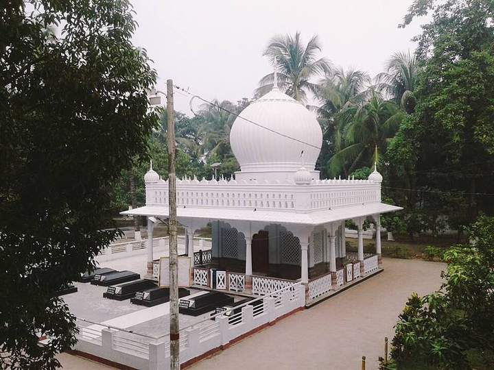 লালন শাহের মাজার (ছেঁউড়িয়া) — ছবি 4