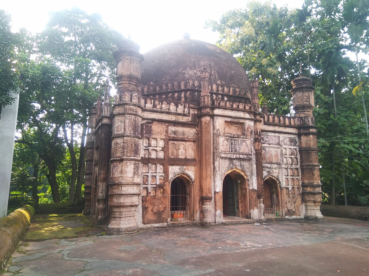 এগারসিন্দুর দুর্গ ও শাহ মাহমুদ মসজিদ