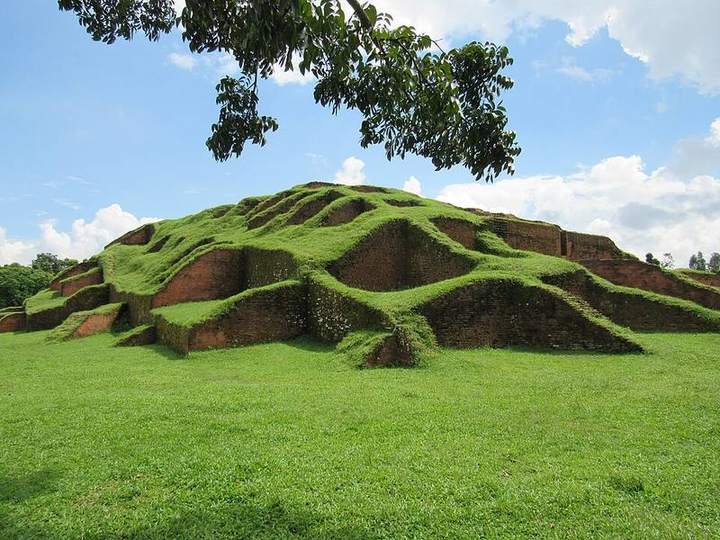 বেহুলার বাসরঘর (গোকুল মেধ) — ছবি 3