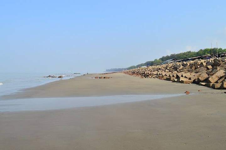 পতেঙ্গা সমুদ্র সৈকত — ছবি 3