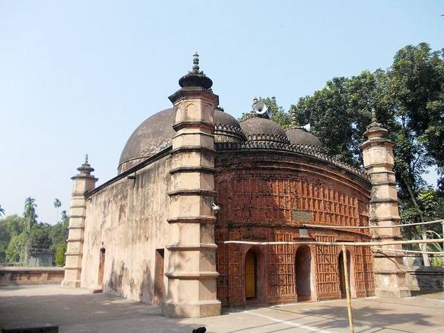আতিয়া মসজিদ