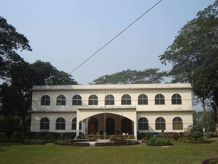 জয়নুল আবেদিন উদ্যান ও সংগ্রহশালা