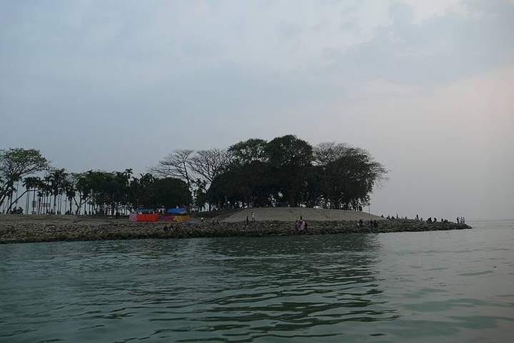 বড় স্টেশন মোলহেড (তিন নদীর মোহনা) — ছবি 2