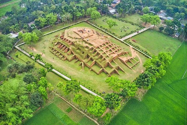 বেহুলার বাসরঘর (গোকুল মেধ) — ছবি 4
