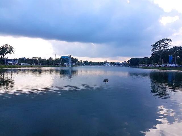 শকুনী লেক