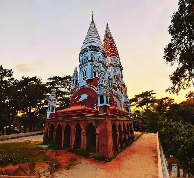 সোনারং জোড়া মঠ