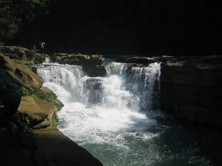 নাফাখুম জলপ্রপাত — ছবি 2