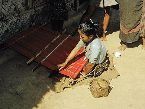 পিনন-হাদি (পাহাড়ি পোশাক)